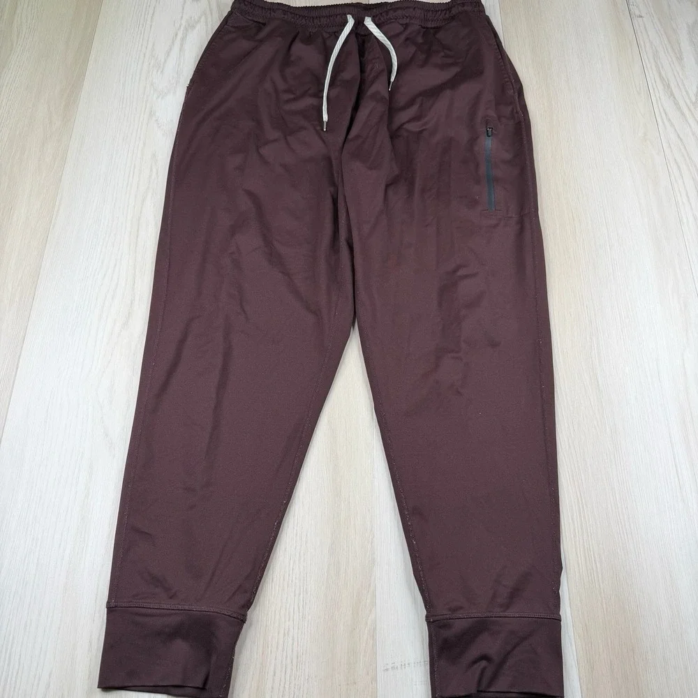 Vuori Sunday Performance Joggers Men's XXL Wicking Comfort Soft Athletic V416